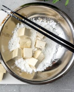 La mejor manera de cocinar tofu crujiente